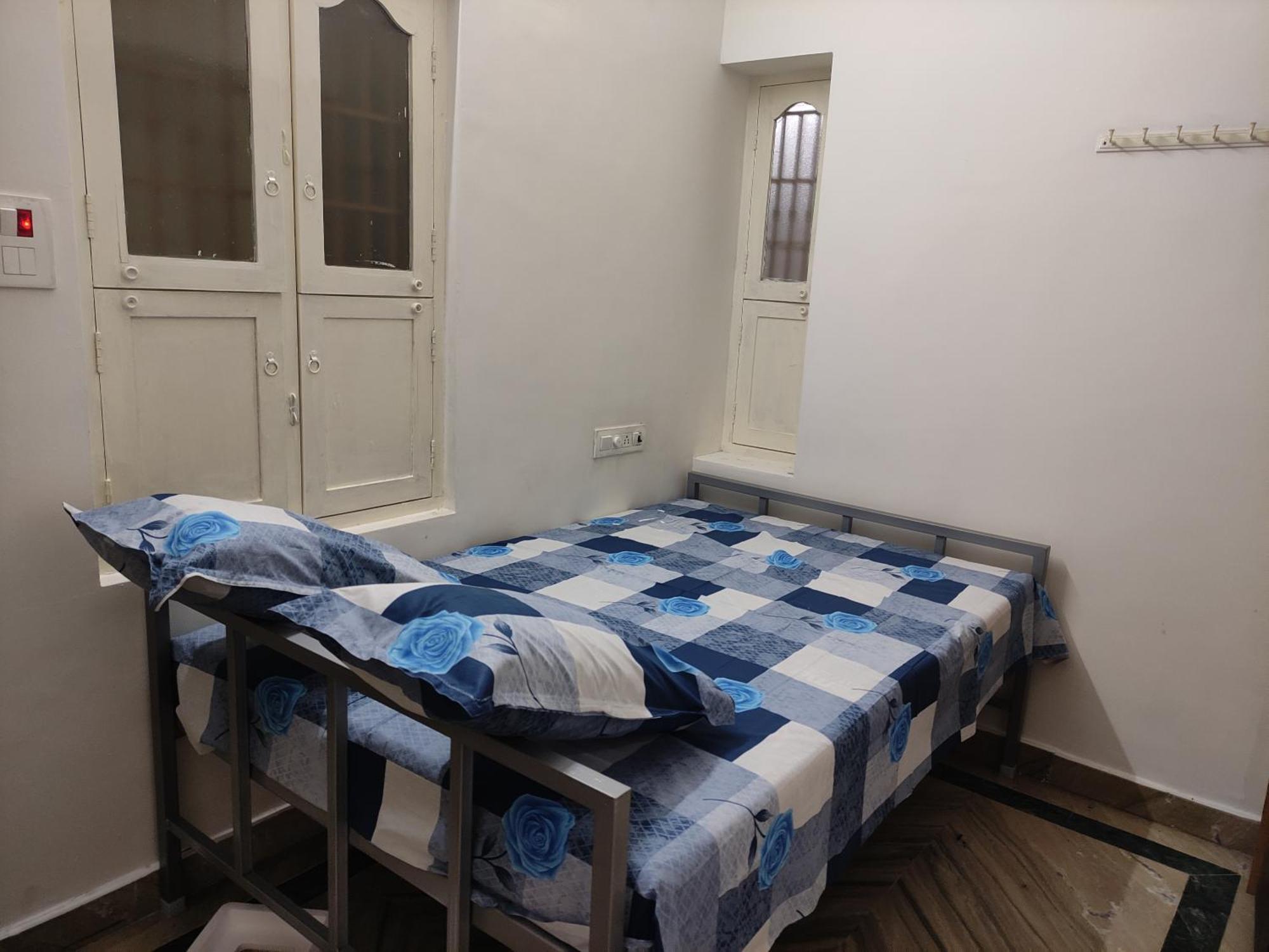 Saptagiri House Hotel Tiruvannamalai Bagian luar foto