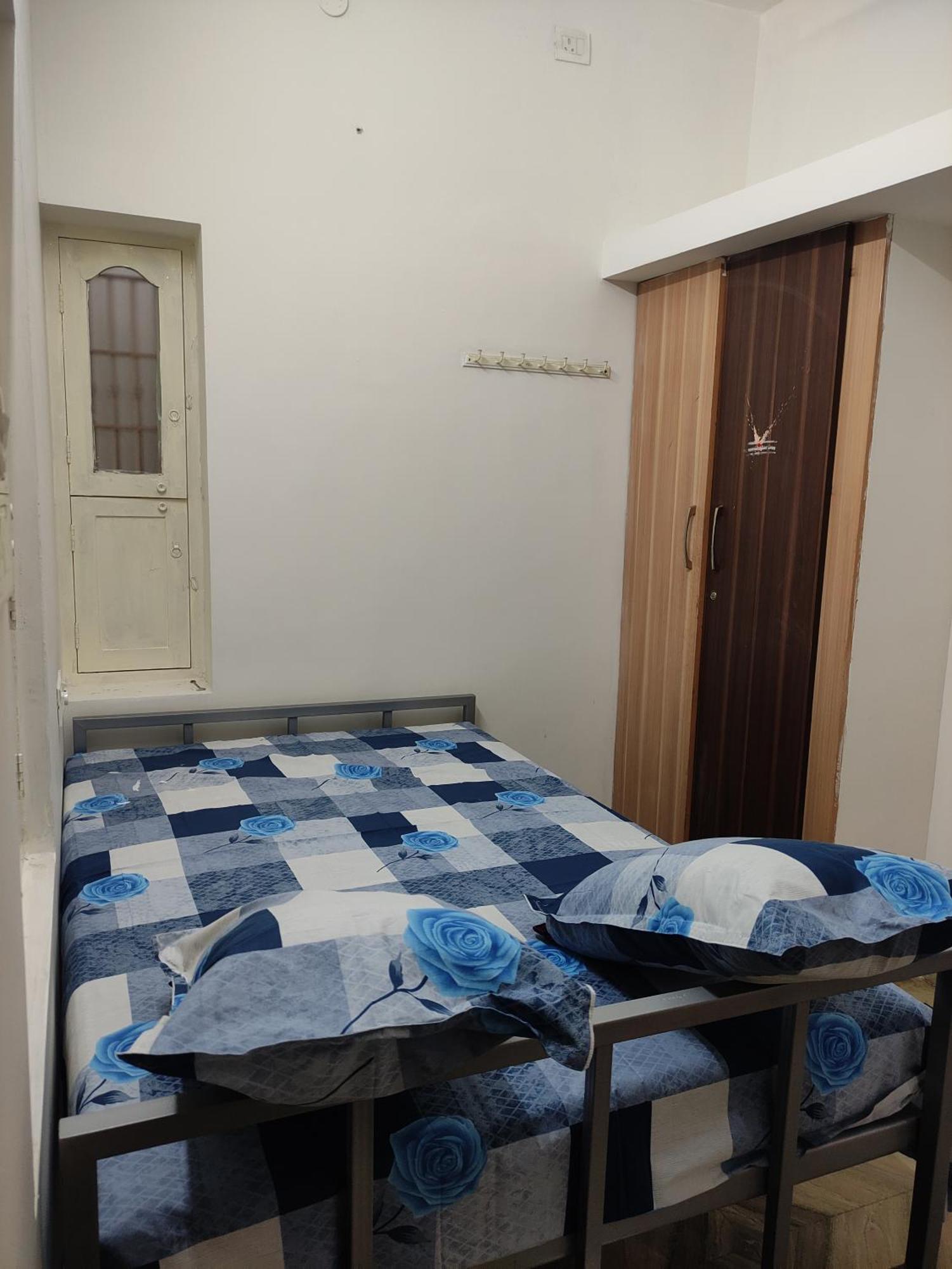 Saptagiri House Hotel Tiruvannamalai Bagian luar foto